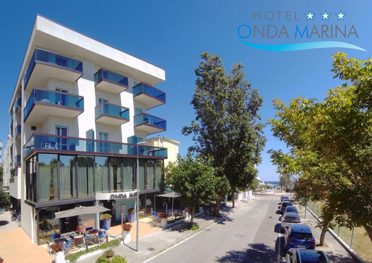 Hotel Onda Marina Misano Adriatico Exteriör bild